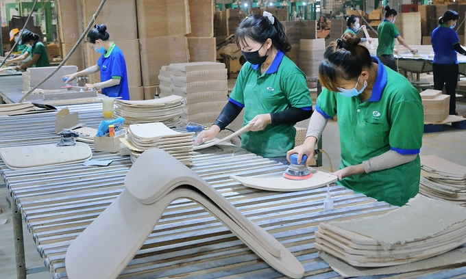 Wooden frame chairs are the most exported item in 2024. Photo: Bao Thang.