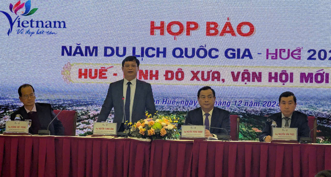 Họp báo công bố Năm Du lịch quốc gia và Festival Huế năm 2025. Ảnh: Công Điền.