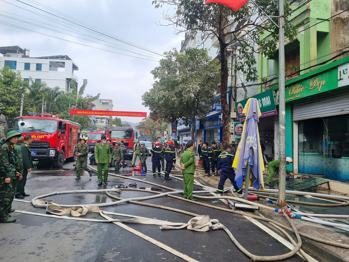 Vụ cháy không gây thiệt hại về người. Ảnh: Văn Ngọc