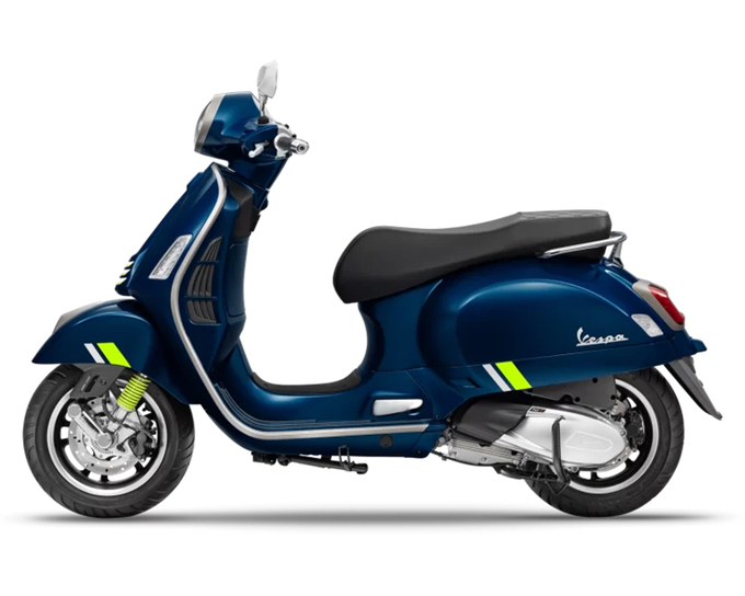 Xe Vespa GTS Super phiên bản Tech 300. 