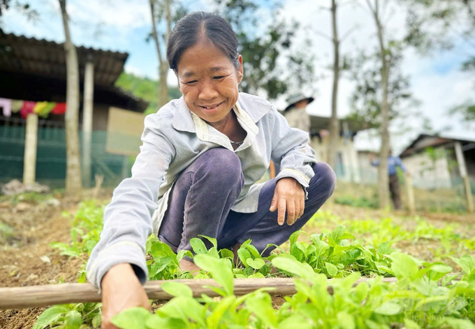 Cơ hội giao lưu văn hóa, thúc đẩy phát triển kinh tế đồng bào Chứt Hà Tĩnh và đồng bào Chứt Quảng Bình đang rộng mở khi con đường mới sắp được đầu tư xây dựng. Ảnh: Nguyễn Nga.