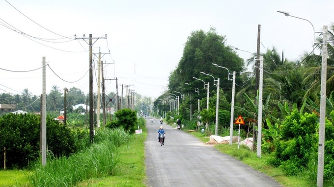 Đường tỉnh 907 vào thị trấn Vũng Liêm thay đổi từng ngày. Ảnh: CTV.