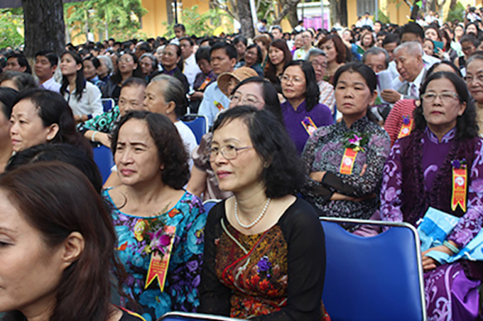 Căn cứ theo quy định trên thì giáo viên nghỉ hưu trước tuổi thuộc đối tượng được hưởng chế độ, chính sách tại Nghị định 178/2024/NĐ-CP. Ảnh: Minh họa.