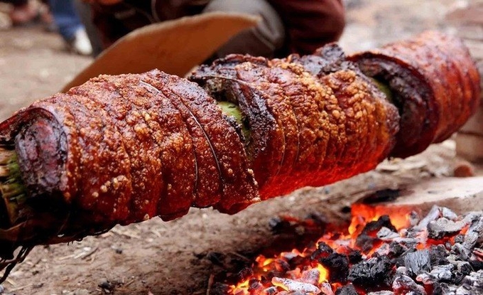 Dong Lam Roasted Pork is a traditional dish linked to Vietnam's history. Photo: SAFEGRO.