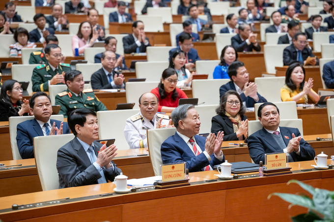 Lãnh đạo Đảng, Nhà nước, Chính phủ tham dự phiên bế mạc kỳ họp bất thường. Ảnh: Phạm Thắng.