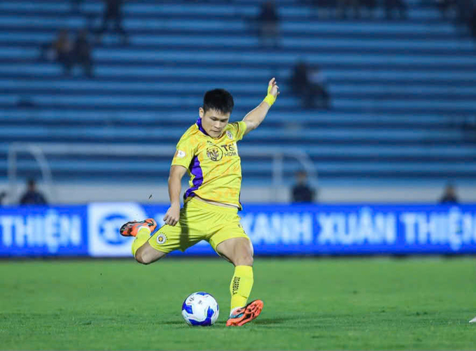 Phạm Tuấn Hải sẽ vắng mặt ở vòng 14 V.League.