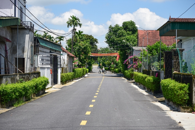 Trong giai đoạn sắp tới, nhiều ý kiến cho rằng, cần xây dựng nông thôn hiện đại. Ảnh: Tùng Đinh.