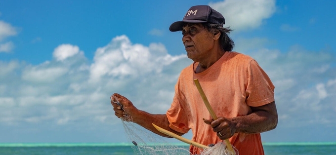 The Western Central Pacific, home to the largest number of artisanal and small-scale fishers globally, is one of the most complex regions for fisheries management. Photo: FAO/Karianako James.