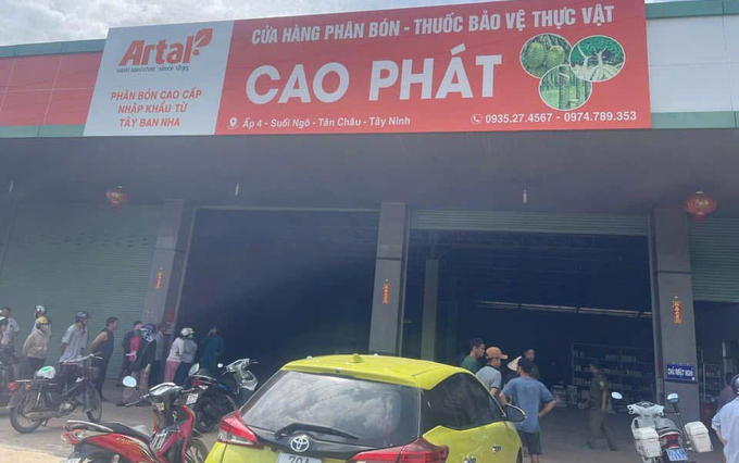 Nổ bình gas tại cửa hàng phân bón khiến 1 người tử vong.