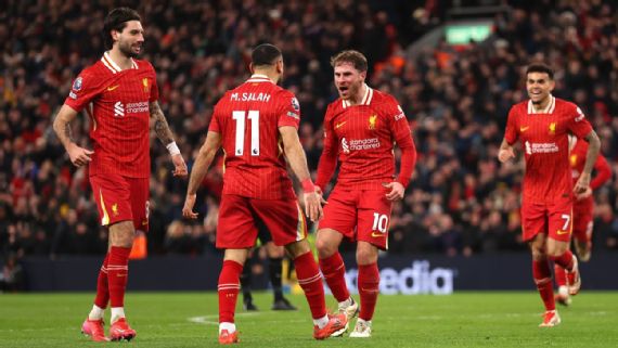 Liverpool hơn Arsenal 13 điểm tại Ngoại hạng Anh.