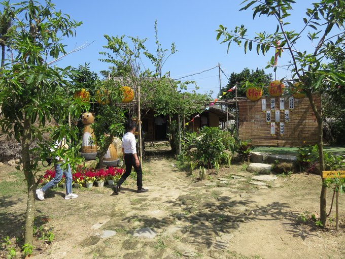 Khung cảnh ngôi nhà ở làng Gò Cỏ.