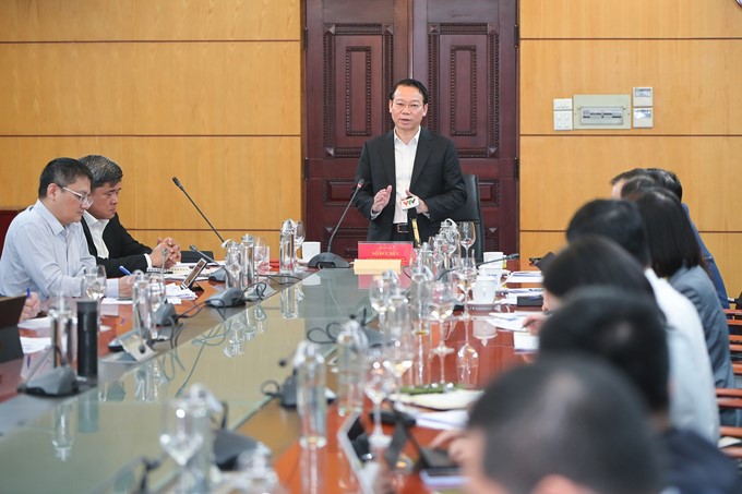 The conference on rice production and trading in the Mekong Delta was held at the Ministry of Agriculture and Environment on the morning of March 4. Photo: Tung Dinh.