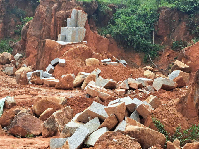 Khai thác đá vượt công suất, doanh nghiệp bị xử phạt 900 triệu đồng. Ảnh: Minh họa.