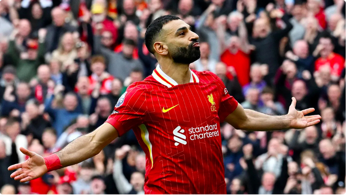 Salah lập cú đúp trong chiến thắng của Liverpool.