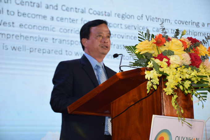 Nguyen Tuan Thanh, Permanent Vice Chairman of Binh Dinh People's Committee, made a speech at the Q-FAIR 2025 opening ceremony. Photo: V.D.T.