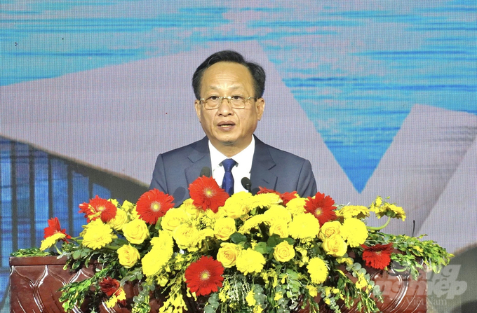 Chairman of the Bac Lieu Provincial People's Committee Pham Van Thieu delivering a speech at the event. Photo: Trong Linh. 