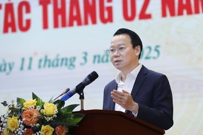 Minister Do Duc Duy suggested that assigning, directing, and implementing the tasks must ensure '5 clear' (clear people, clear work, clear responsibility, clear progress, clear efficiency); ensure the unified, throughout, always consistent direction of goals and flexibility in terms of tasks and solutions. Photo: Khuong Trung.