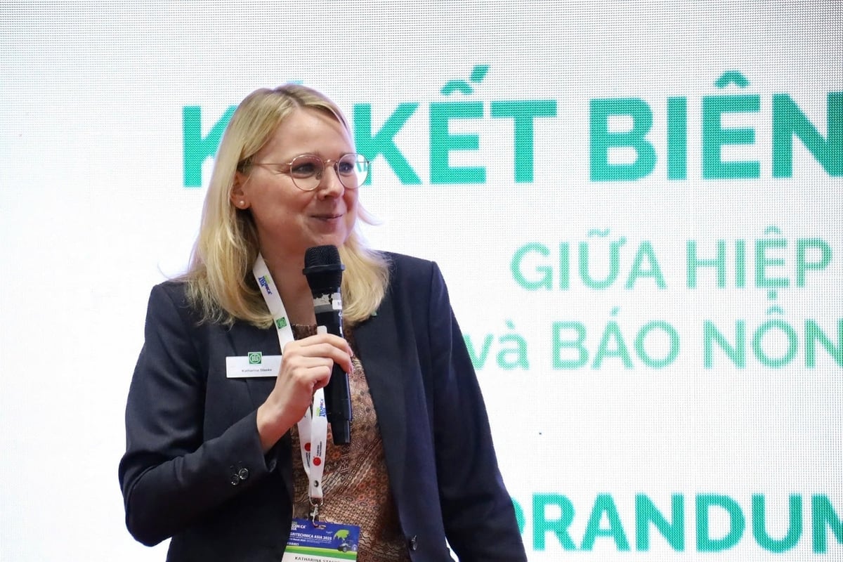 According to Mrs. Katharina Staske, CEO of DLG Asia-Pacific, the Agriculture and Nature Newspaper and DLG share the same goals and direction in promoting green development in the agricultural sector. Photo: Phuong Linh.