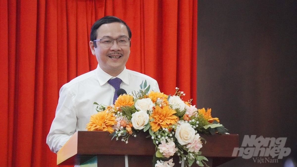 Mr. Nguyen Ngoc Thach, Editor-in-Chief of Agriculture and Environment Newspaper speaking at the signing ceremony. Photo: Nguyen Thuy.