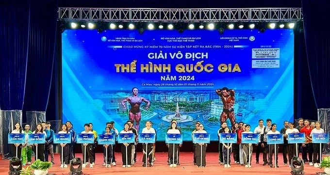 Lễ khai mạc Giải thể hình vô địch quốc gia năm 2024. Ảnh: Liên đoàn cử tạ, thể hình Việt Nam.