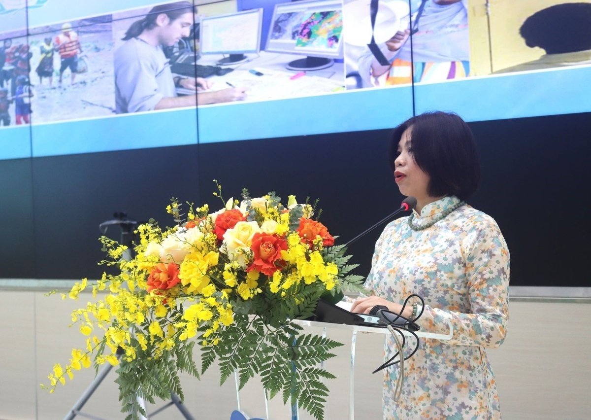 Ms. Dang Thanh Mai, Deputy Director of the Department of Hydrometeorology, spoke at the ceremony. Photo: Trung Nguyen.