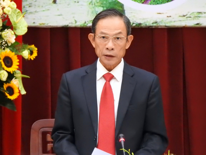Ông Trần Ngọc Thuận phát biểu tại Đại hội đồng cổ đông thường niên 2020. Ảnh: Bùi Nguyễn.