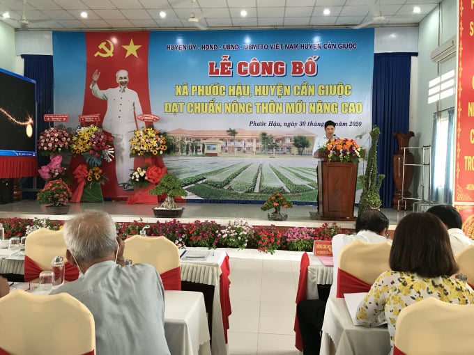 Ông Phạm Văn Bốn - Bí thư huyện Cần Giuộc phát biểu tại buổi lễ. Ảnh: PC.
