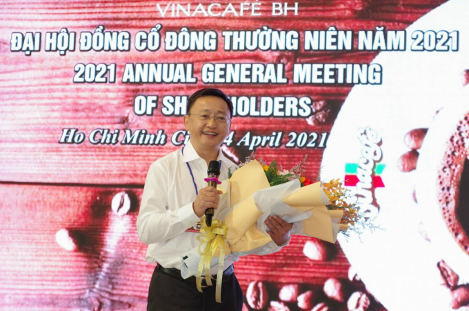 Đại hội đã thông qua quyết định bổ nhiệm ông Lê Hữu Thăng giữ vị trí Tổng Giám đốc Vinacafe Biên Hòa.