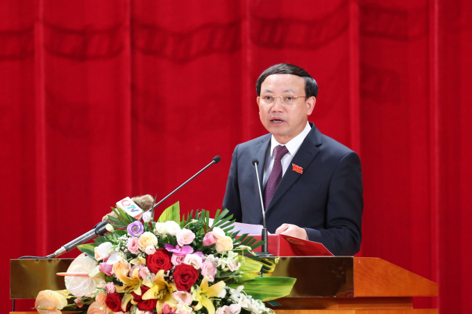 Ông Nguyễn Xuân Ký, Bí thư Tỉnh ủy, Chủ tịch HĐND tỉnh, phát biểu khai mạc kỳ họp. Ảnh: Báo QN