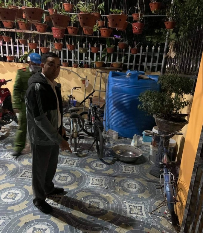 Anh Nguyễn Văn Tuân đốt pháo nổ trong nhà bị Công an phát hiện