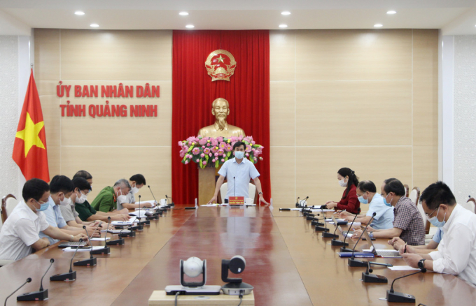 Ông Nguyễn Tường Văn, Chủ tịch UBND tỉnh, kết luận cuộc họp. Ảnh - Báo QN