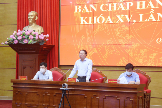 Ông Nguyễn Xuân Ký, Bí thư Tỉnh ủy, Chủ tịch HĐND tỉnh Quảng Ninh chủ trì hội nghị - Ảnh: Thu Chung
