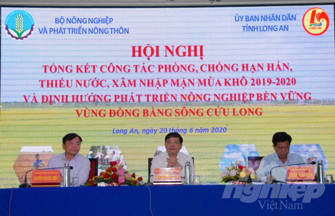 Hội nghị tổng kết công tác phòng chống hạn hán, thiếu nước, câm nhập mặn mùa khô 2019-2020 vừa diễn ra tại tỉnh Long An vào sáng nay 20/6. Ảnh: Lê Hoàng Vũ.