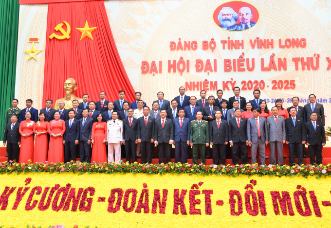 Ban Chấp hành Đảng bộ tỉnh Vĩnh Long nhiệm kỳ 2020-2025 gồm 49 uỷ viên. Ảnh: Minh Đảm.