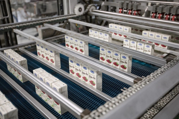 Modern production lines of soybean milk products at Vinamilk. Photo: Xuan Huong.