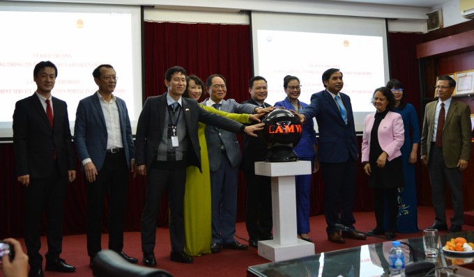The Ministry of Labor, War Invalids and Social Affairs in coordination with the Korean Embassy holds the Opening Ceremony of the Employment Service Portal at: http://esip.vieclamvietnam.gov.vn. Photo: Nam Khanh.
