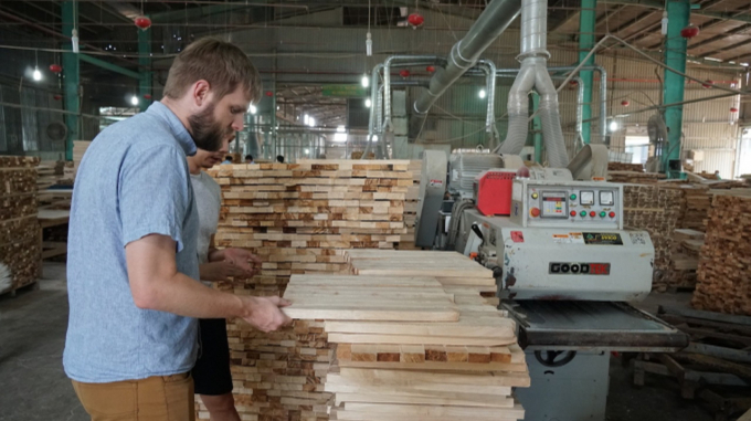 FDI enterprises account for more than 50% of the wood and wood products exports value.  Photo: TL.
