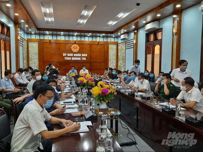 Ban chỉ đạo phòng chống dịch Covid-19 tỉnh Quảng Trị họp sáng 7/8. Ảnh: CĐ.