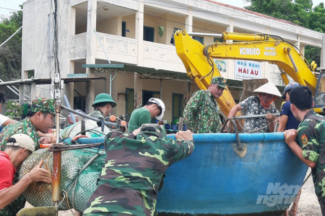 Tình quân dân 'cá nước' được thể hiện qua những việc làm ý nghĩa lúc khó khăn.