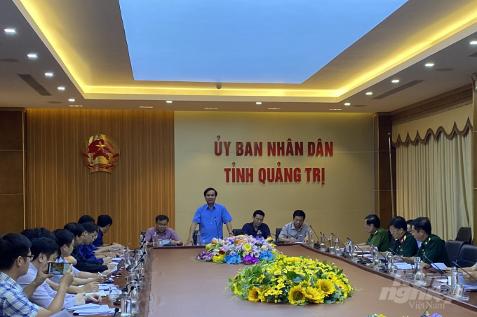 Ông Võ Văn Hưng, Chủ tịch UBND tỉnh Quảng Trị phát biểu tại cuộc với Đoàn công tác Tổng cục Phòng chống thiên tai. Ảnh: HH.