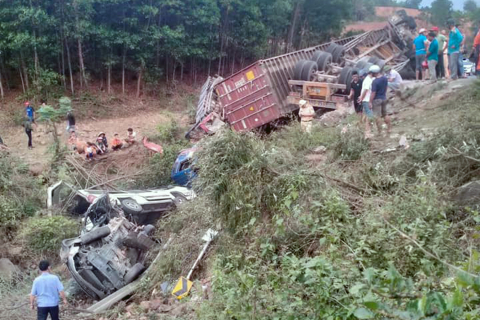 Hiên trường vụ tai nạn giao thông xảy ra tại huyện Đakrông. Ảnh: MXH.