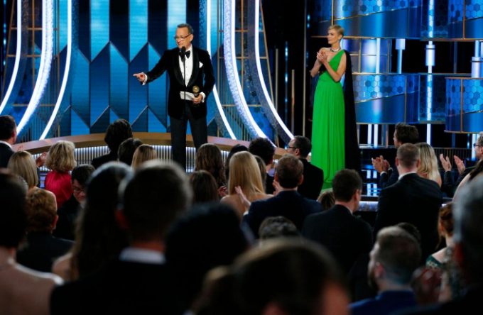 Tom Hanks nhận giải thưởng thành tựu trọn đời từ ban tổ chức giải thưởng Quả cầu vàng năm ngoái. Ảnh: Reuters
