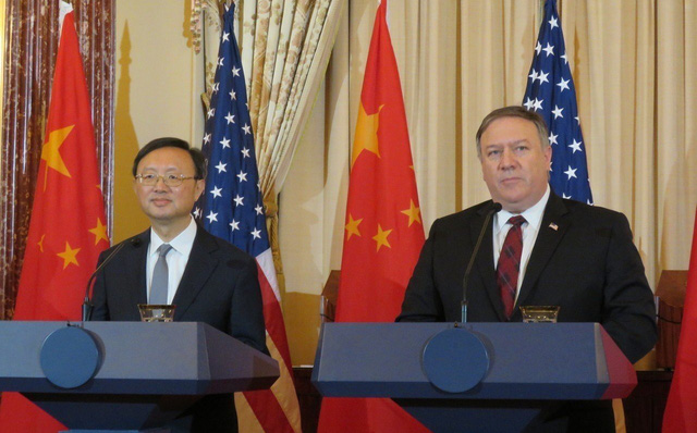 Hai nhà ngoại giao hàng đầu của Mỹ và Trung Quốc, ông Dương Khiết Trì và Mike Pompeo. Ảnh: Reuters