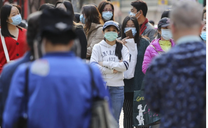 Đội ngũ thu thập tin tức của SCMP có mặt tại nhiều điểm nóng bệnh dịch trong suốt hơn ba tháng qua gồm Trung Quốc đại lục, châu Á, châu Âu và Mỹ. Ảnh: Martin Chan