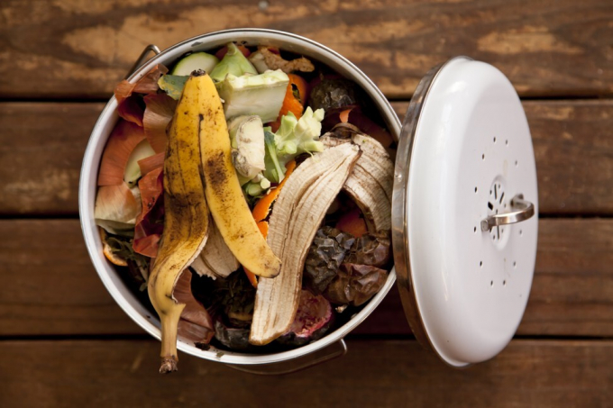 Những loại thức ăn là rau củ thừa bỏ đi tưởng dễ dàng phân hủy nhưng ngược lại có thể mất hàng chục năm. Ảnh: Getty Images