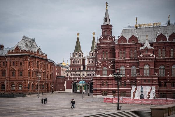 Thủ đô Moscow vắng vẻ trong những ngày bị áp lệnh phong tỏa. Ảnh: RT