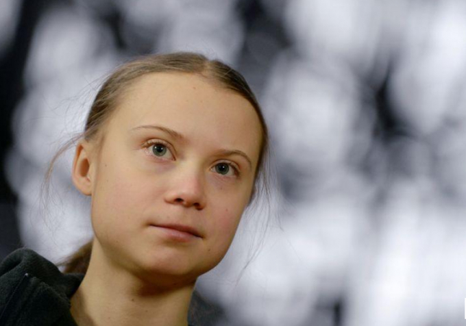 Nhà hoạt động khí hậu Thụy Điển Greta Thunberg trả lời phỏng vấn báo chí tại Brussels (Bỉ) hôm 5/3/2020. Ảnh: Reuters
