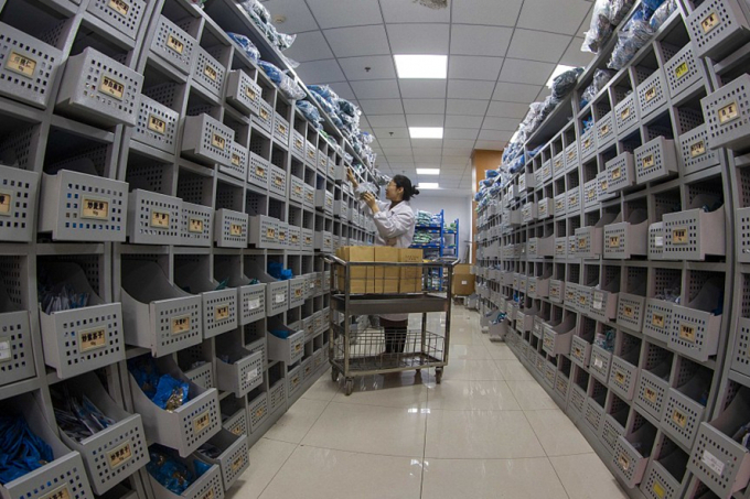 Ngành y học cổ truyền Trung Quốc trúng đậm nhờ đại dịch Covid-19. Ảnh: Shutterstock