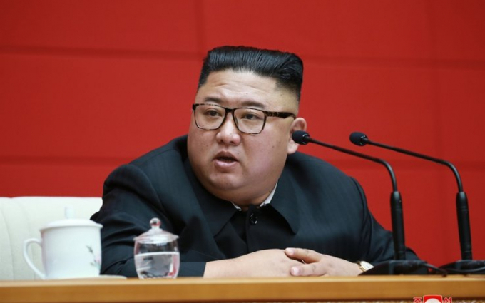 Nhà lãnh đạo Triều Tiên Kim Jong-un tại cuộc họp của Bộ Chính trị hôm 13 tháng 8. Ảnh: Yonhap