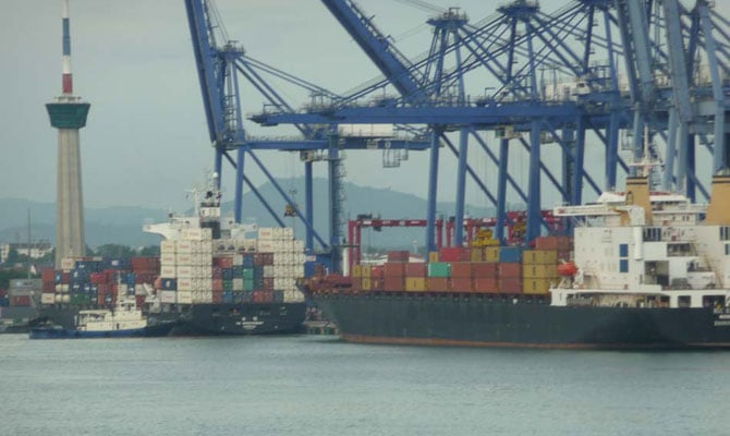 Ngành xuất khẩu gạo Thái Lan tiếp tục đau đầu vì khủng hoảng thiếu container. Ảnh: Maritime Bulletin